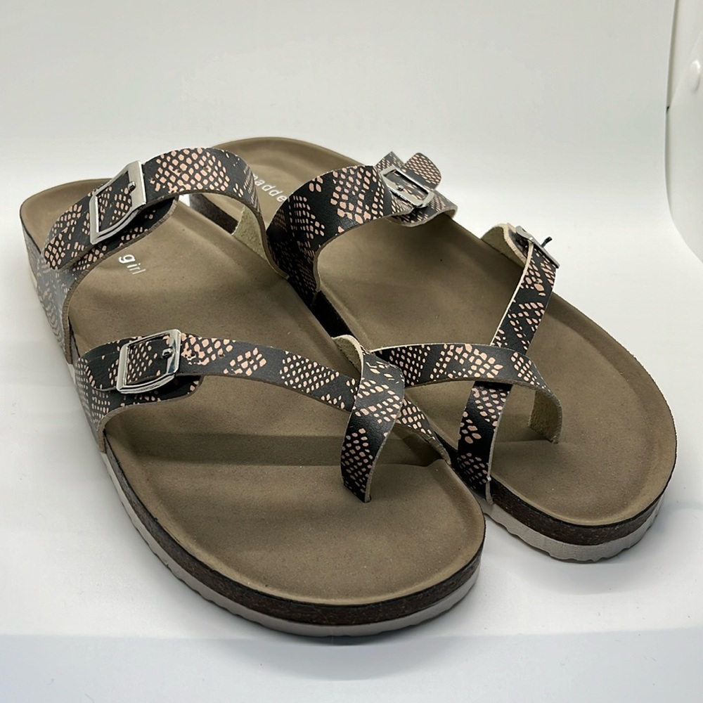 NWOT Madden Girl Sandals